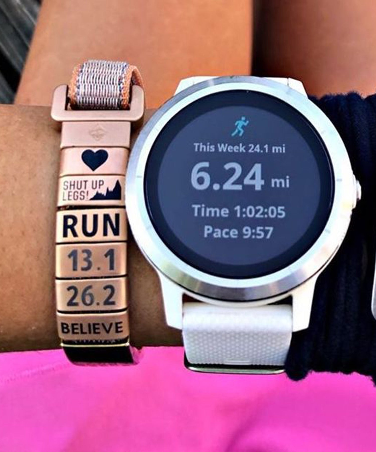 Garmin forerunner 45 v vivoactive 3 hot sale